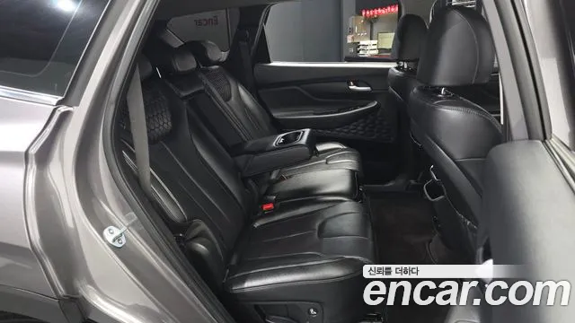 Hyundai Santafe 2019 — фото 12
