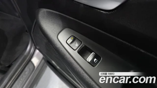 Hyundai Santafe 2019 — фото 18