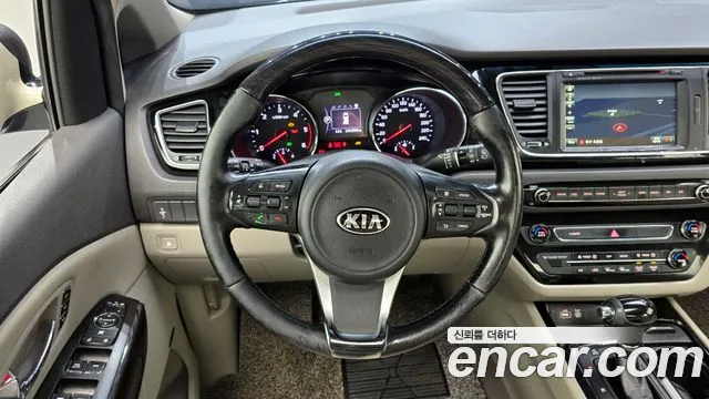 Kia Canival 2016 — фото 13