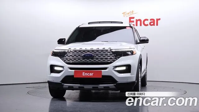 Ford Explorer 2022 — фото 3