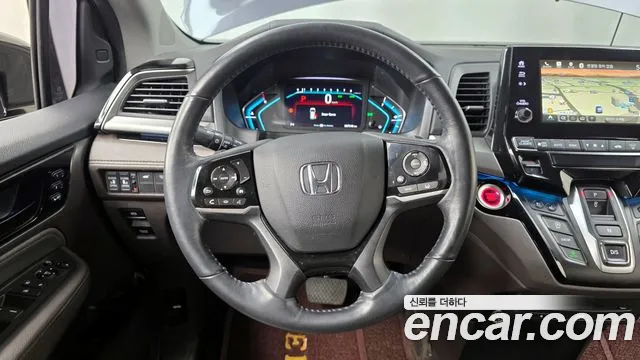 Honda Odyssey 2019 — фото 13