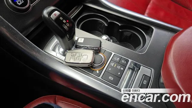 Land Rover Range Rover Sport 2017 — фото 9