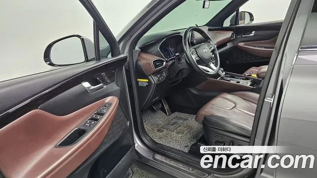Hyundai Santafe 2019 — фото 10