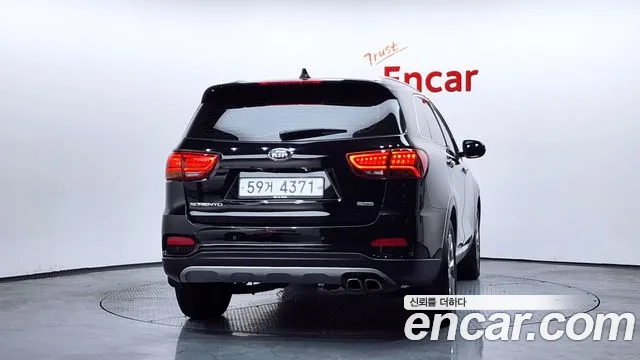 Kia Sorento 2018 — фото 4