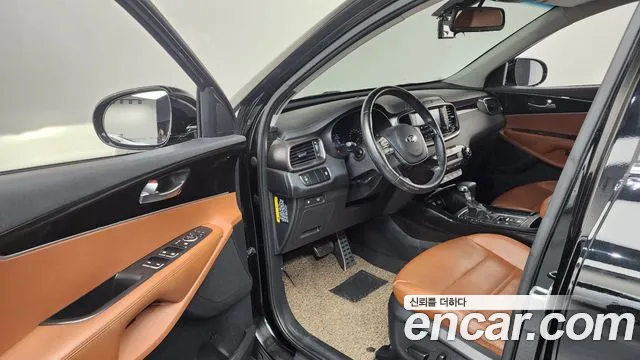 Kia Sorento 2018 — фото 10