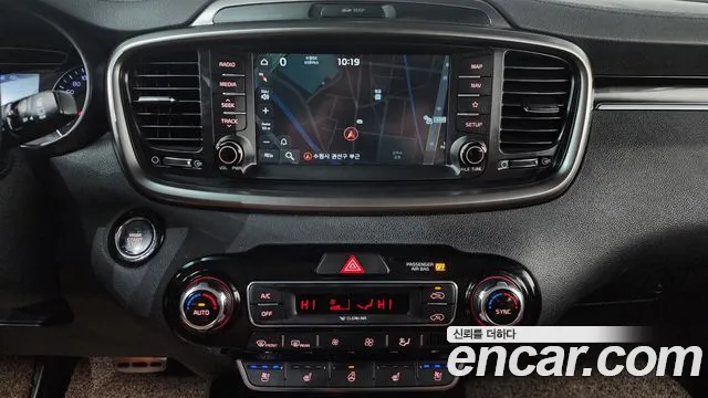 Kia Sorento 2018 — фото 16