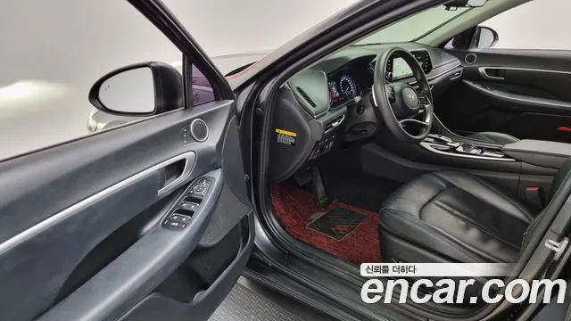 Hyundai Sonata 2020 — фото 11
