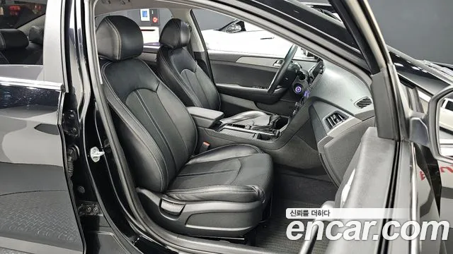 Hyundai Sonata 2015 — фото 10