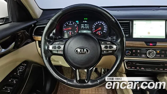 Kia K7 2016 — фото 13