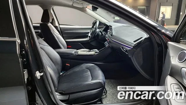 Hyundai Sonata 2022 — фото 12