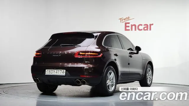Porsche Macan 2017 — фото 2