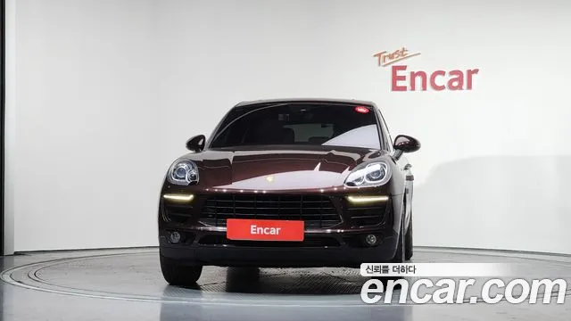 Porsche Macan 2017 — фото 3