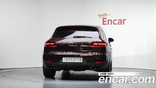 Porsche Macan 2017 — фото 4