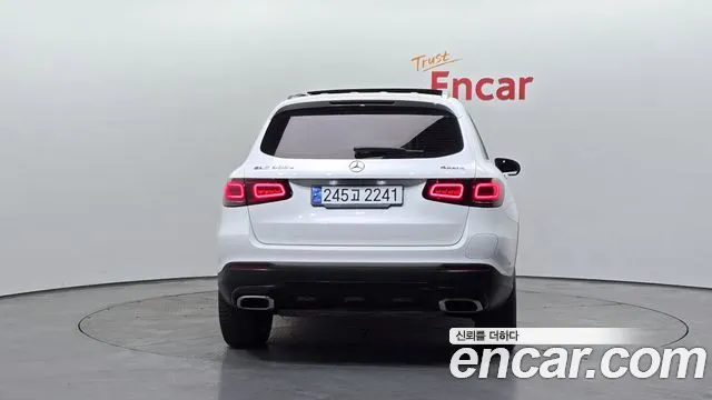 Mercedes-Benz GLC-Class 2021 — фото 4