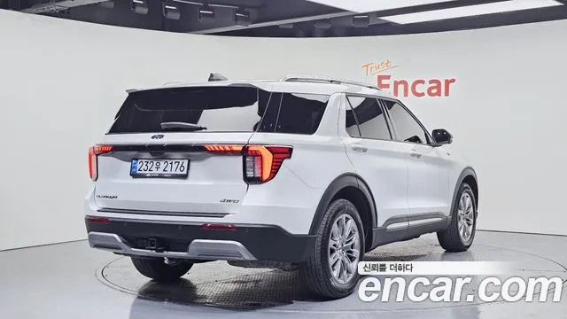 Ford Explorer 2025 — фото 2
