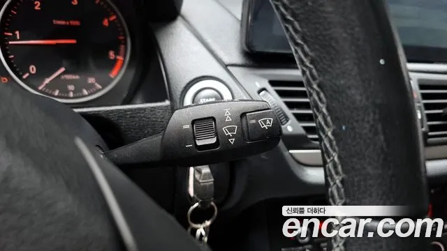 BMW X1 2011 — фото 18