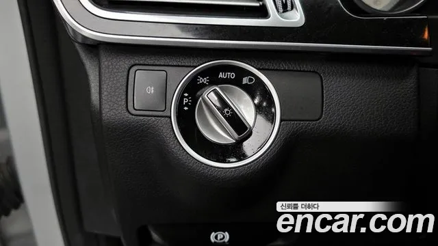Mercedes-Benz E-Class 2014 — фото 17
