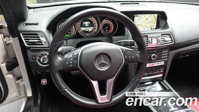 Mercedes-Benz E-Class 2017 — фото 13