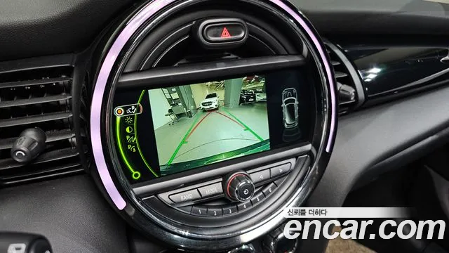 Mini Cooper 2018 — фото 15