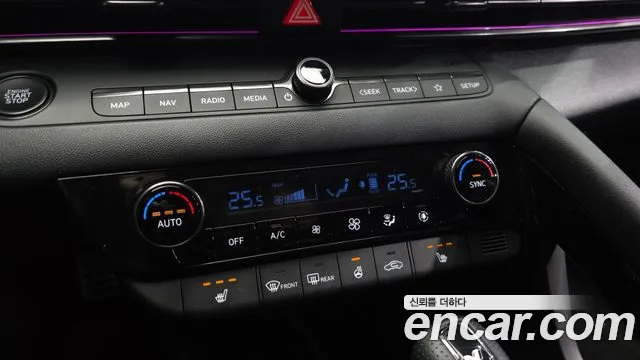 Hyundai AVANTE 2022 — фото 17