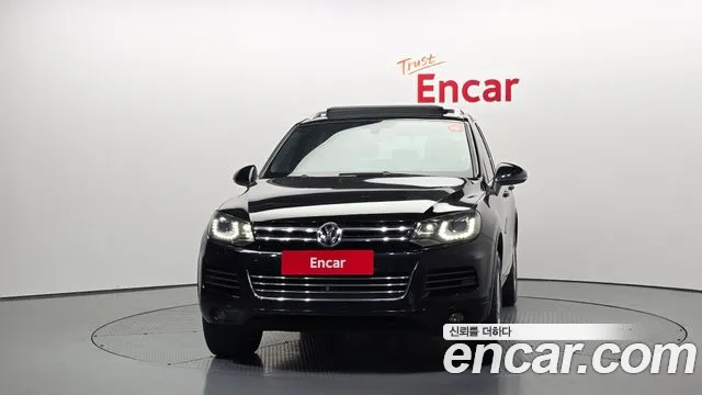 Volkswagen Touareg 2014 — фото 3
