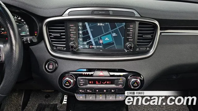 Kia Sorento 2019 — фото 18