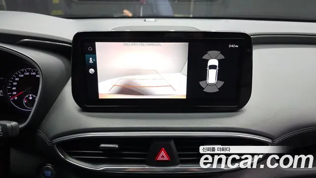Hyundai Santafe 2023 — фото 15