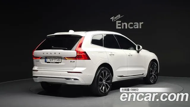 Volvo XC60 2024 — фото 2