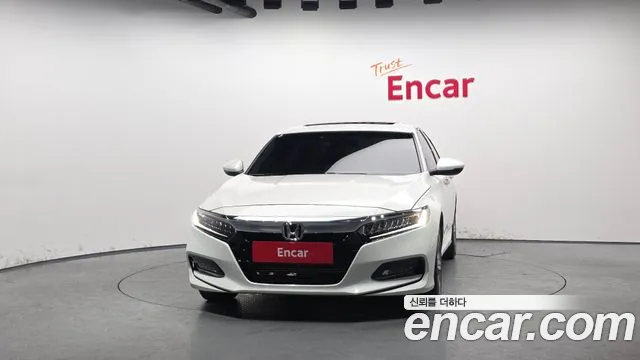 Honda Accord 2018 — фото 3