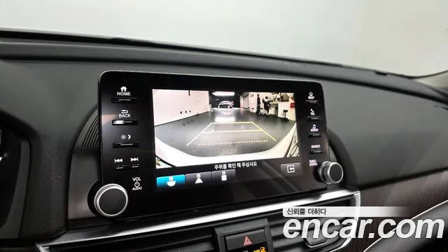 Honda Accord 2018 — фото 15
