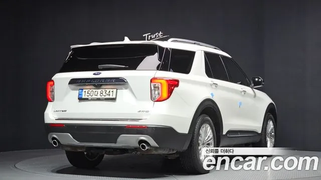 Ford Explorer 2021 — фото 2