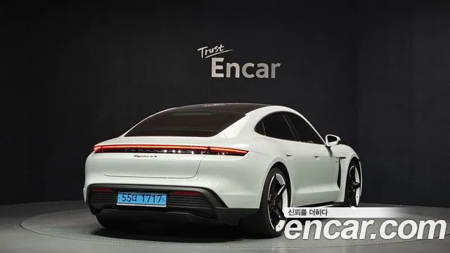 Porsche Taycan 2022 — фото 2