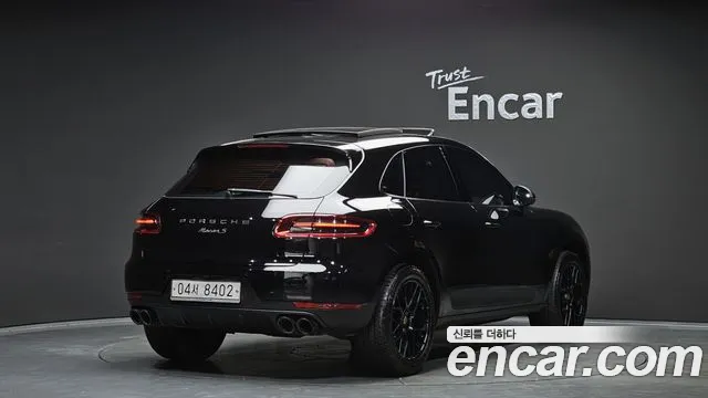 Porsche Macan 2017 — фото 2