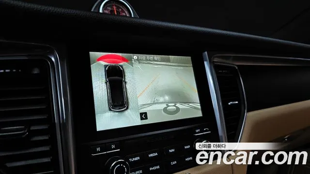 Porsche Macan 2017 — фото 15