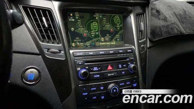 Hyundai Sonata 2014 — фото 14