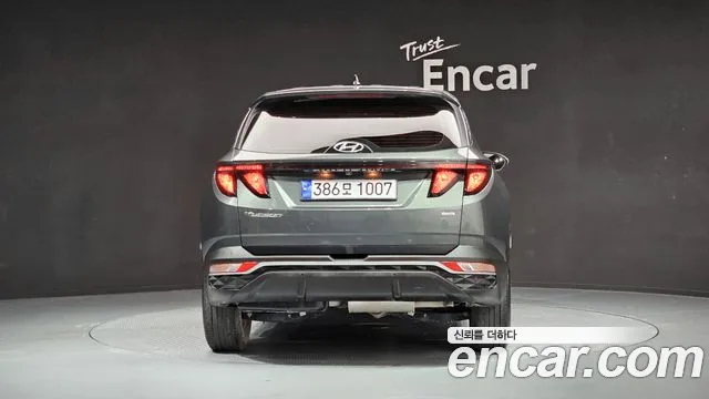 Hyundai Tucson 2023 — фото 4