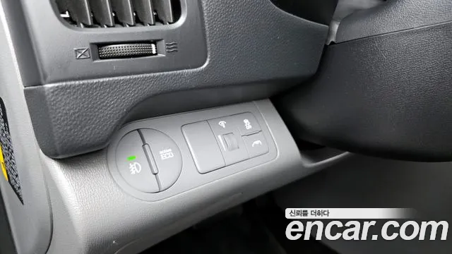 Hyundai Starex 2018 — фото 15