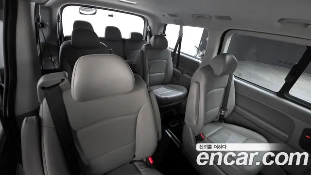 Hyundai Starex 2018 — фото 20