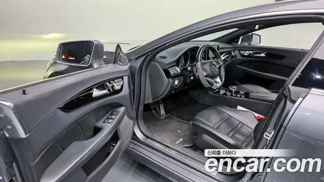 Mercedes-Benz CLS-Class 2017 — фото 11