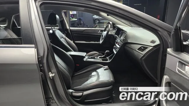 Hyundai Sonata 2018 — фото 11