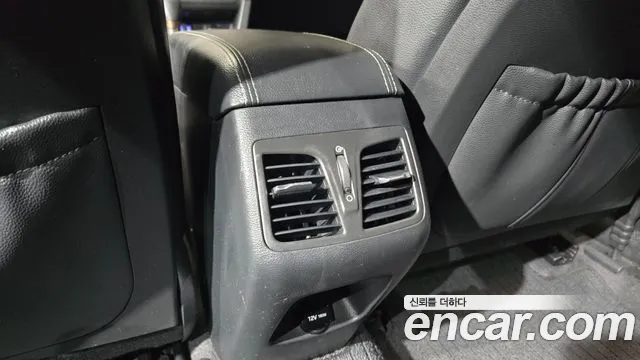 Hyundai Sonata 2018 — фото 18