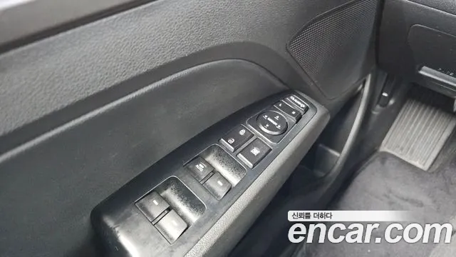 Hyundai AVANTE 2017 — фото 14