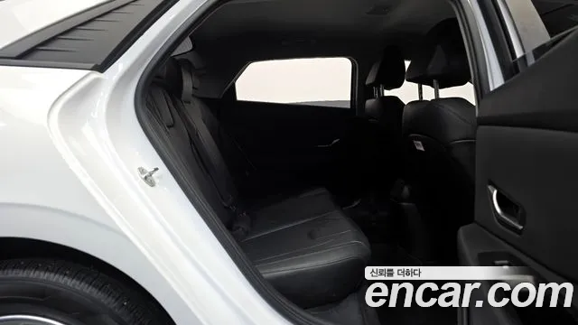 Hyundai AVANTE 2021 — фото 12