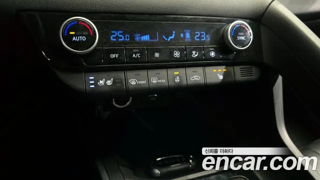 Hyundai AVANTE 2021 — фото 17