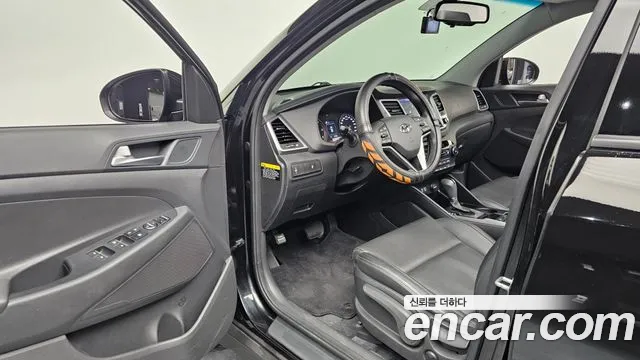 Hyundai Tucson 2016 — фото 10