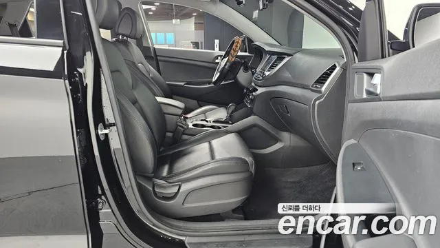 Hyundai Tucson 2016 — фото 11