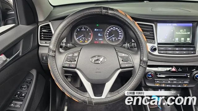 Hyundai Tucson 2016 — фото 13