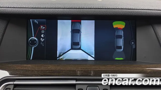 BMW 7-Series 2010 — фото 14