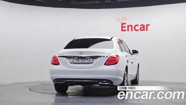 Mercedes-Benz C-Class 2016 — фото 4