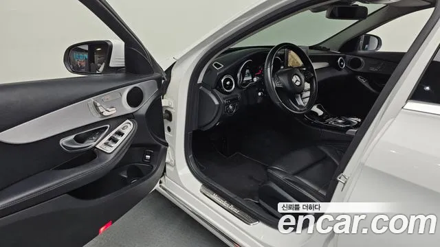 Mercedes-Benz C-Class 2016 — фото 10